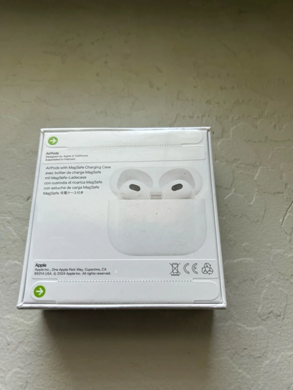Apple AirPods gen 3 (White) Wireless Earbuds with Charging Case